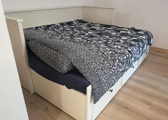 Lovely One Bedroom Condo Next Mall Vitan