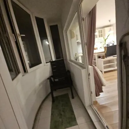 Lovely One Bedroom Condo Next Mall Vitan Bucharest Exterior photo